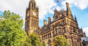 Manchester - Town Hall bei Reisemagazin Plus