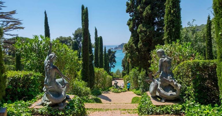 Lloret de mar - Santa Clotilde Garten 2 Statuen - bei Reisemagazin Plus