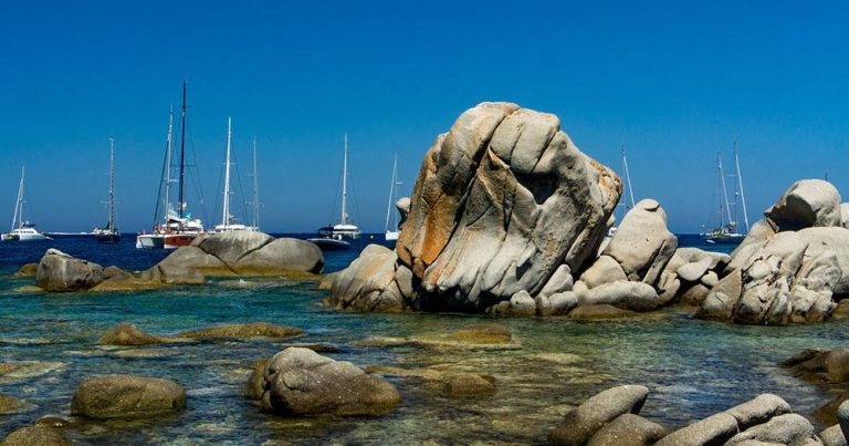 Korsika - Îles Lavezzi - bei Reisemagazin Plus