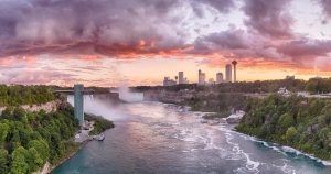 Niagarafälle - im Abendrot bei Reisemagazin Plus