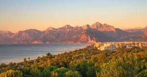 Antalya - Blick auf die Landschaft bei Reisemagazin Plus