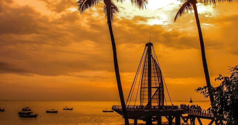 Puerto Vallarta - Los Muertos Pier