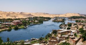 Ägypten - Häuser am Nil bei Reisemagazin Plus