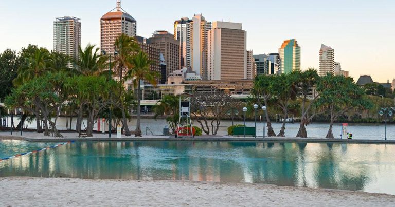 Brisbane - Streets Beach