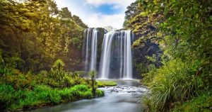 Christchurch - Blick auf den Wasserfall bei Reisemagazin Plus