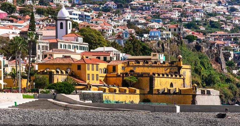 Funchal - Strand Praia de São Tiago