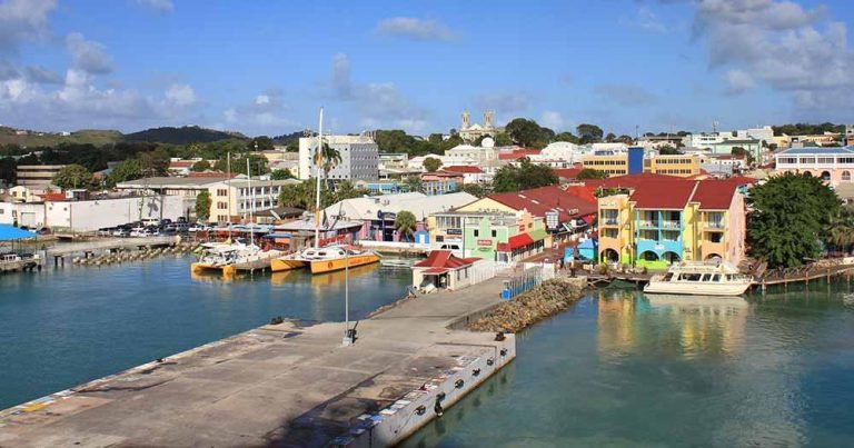 Antigua - Kleine Antillen - Saint John's - bei Reisemagazin Plus