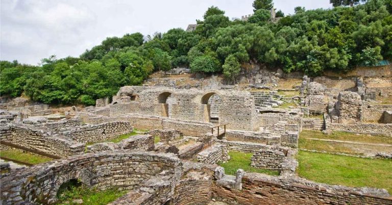 Ksamil - Ruinen im Butrint