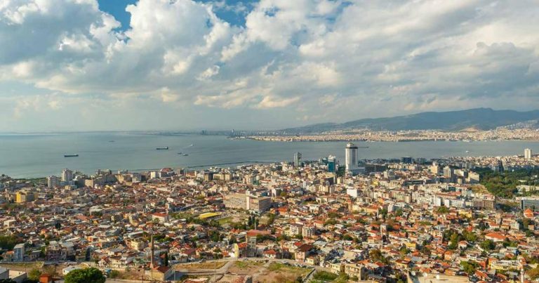 Izmir - Stadt Blick - bei Reisemagazin Plus