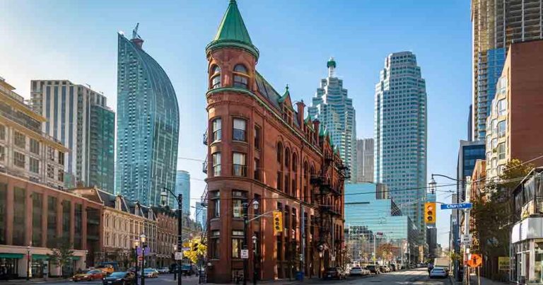 Toronto - Flatiron Building - bei Reisemagazin Plus