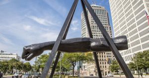 Detroit - Joe Louis Fist Denkmal bei Reisemagazin Plus