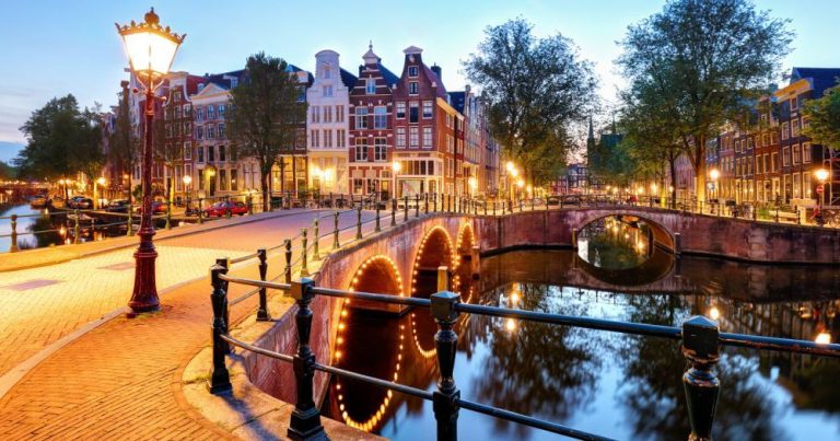 Amsterdam - Blick auf die Keizersgracht - bei Reisemagazin Plus