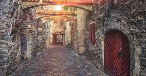 Tallinn -  St. Catherine's Passage bei Reisemagazin Plus
