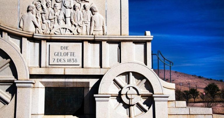 Namibia - Voortrekker Monument - bei Reisemagazin Plus