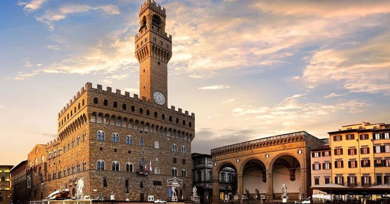 Florenz - Piazza della Signoria - bei Reisemagazin Plus