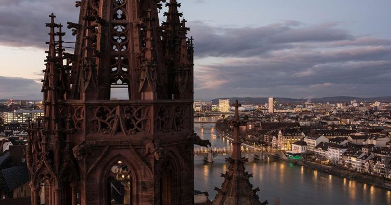Basel - Munster Kathedrale - bei Reisemagazin Plus