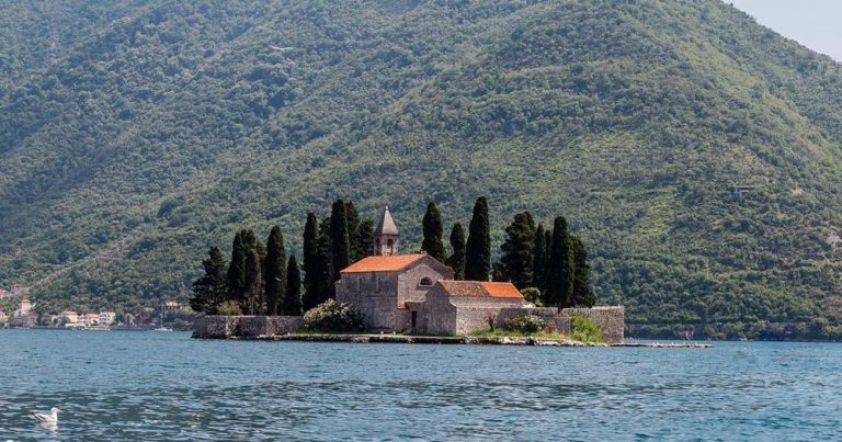 Kotor - Sveti Dorde Insel - bei Reisemagazin Plus