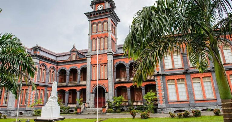 Trinidad und Tobago - Queen's Royal College