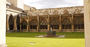 Westminster Abbey - Innenhof bei Reisemagazin Plus