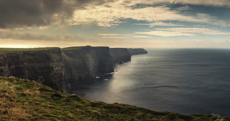 Galway - Blick auf die Klippen