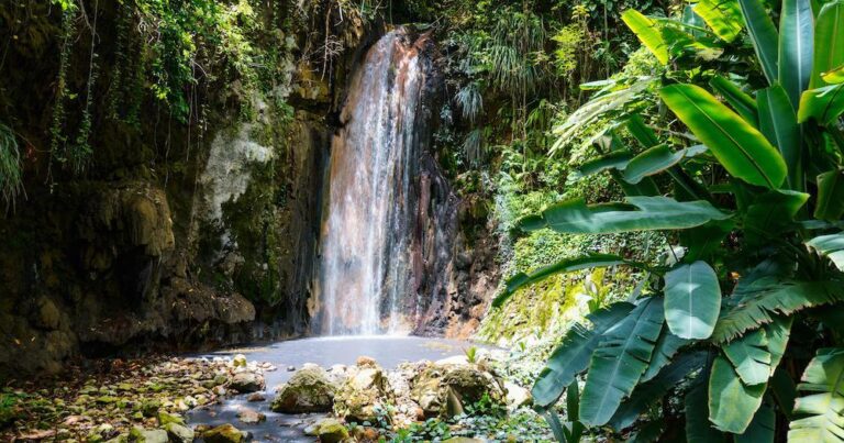 St. Lucia - Diamond Wasserfall - bei Reisemagazin Plus