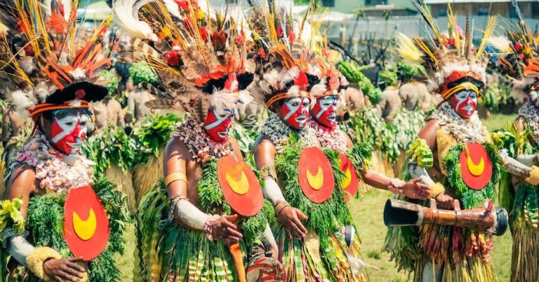 Neuguinea - Tradition in Papua Neuguinea bei Reisemagazin Plus