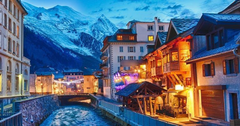 Chamonix-Mont-Blanc - Winterliche Abendstimmung bei Reisemagazin Plus